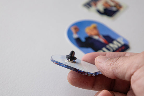 TRUMP 47 (Pin and Stickers)